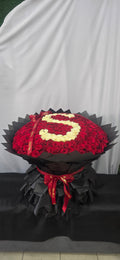 300 Roses with latter